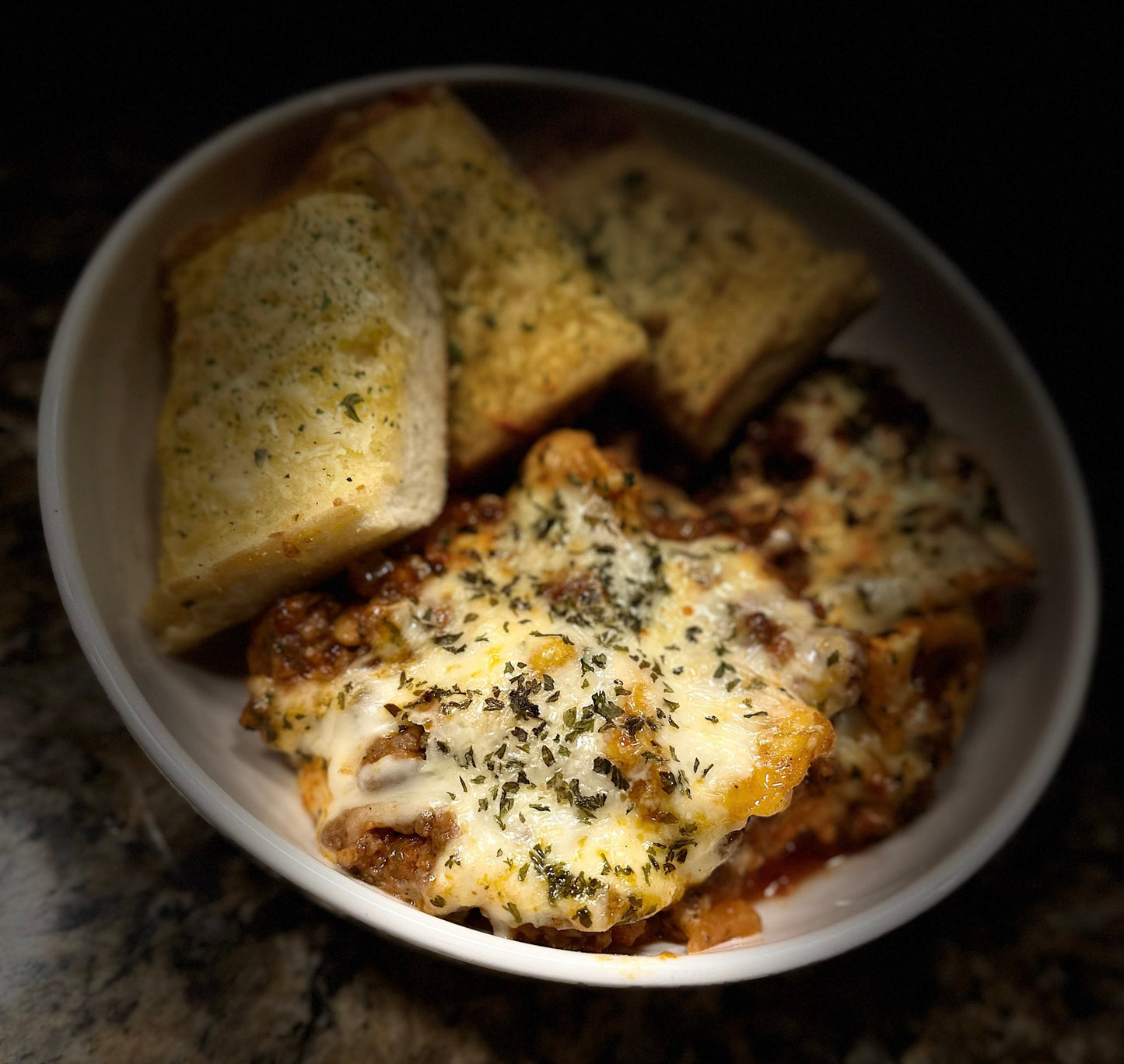 Cheesy Baked Tortellini Recipe